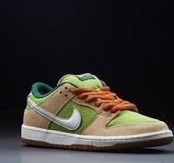 Nike SB Dunk Low Green Lobster